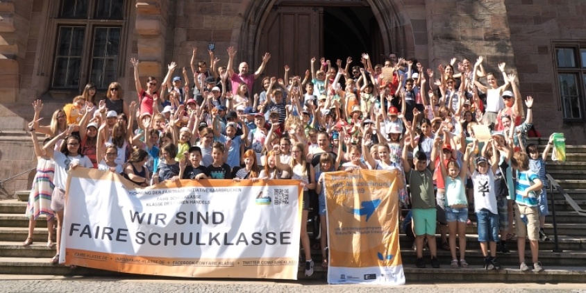 Faire Schulklassen 2019  vor dem Rathaus 