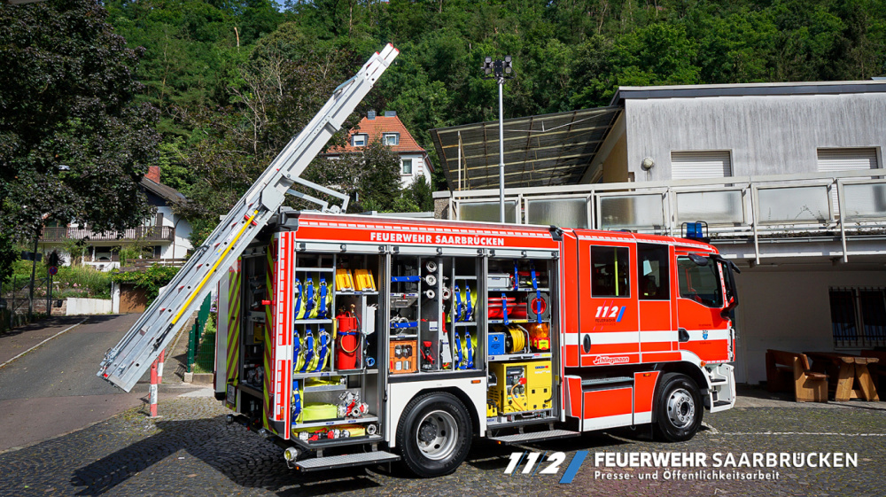 Löschgruppenfahrzeug 10 - Florian Saarbrücken 20/42-1 Löschgruppenfahrzeug 10 - Florian Saarbrücken 20/42-1